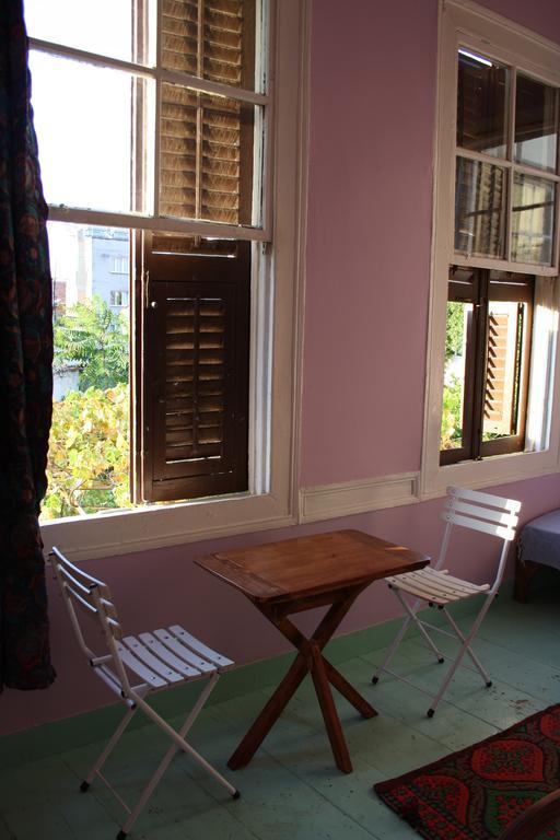 Lotus Garden Hostel Izmir Exterior photo